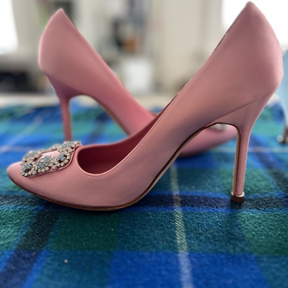 Manolo Blahnik Hangisi sz 39